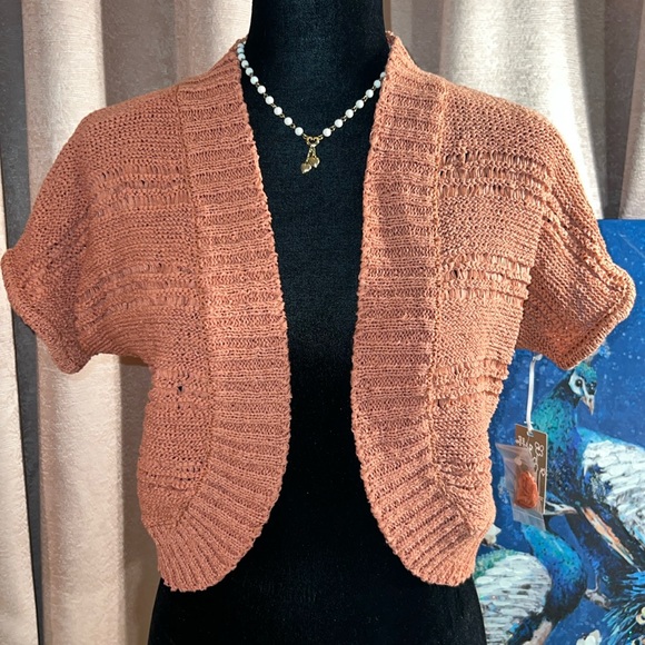 NWT Lucy & Laurel Size S Short Sleeved Cardigan - Picture 1 of 10